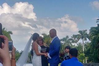 Wedding Day Romance - 11