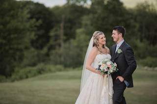 Carbonneau Bridal & Formalwear - 16