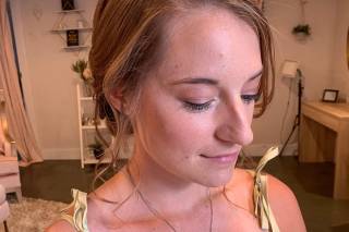 Allure Traveling Beauty - 18