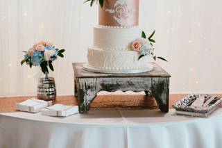 Bavarian Cakery - 57