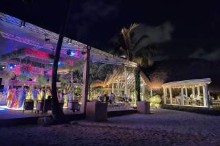 NOVELLA Wedding Planner & Designer - 12