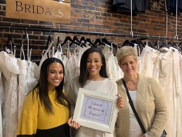 Zazou's Bridal Boutique & Tuxedos - 4