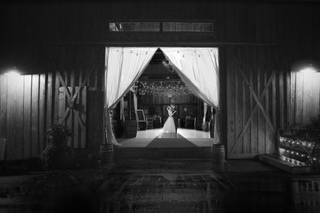 HayLoft in the Grove - 32