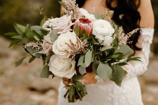 TeeLee Floral and Events - 26