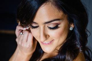 Antonette White Airbrush Makeup & Hair Artistry - 17