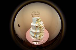 Bredenbeck's Bakery - 102