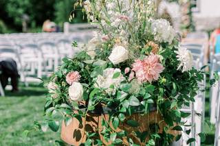 Laura of Lauxmont Floral Designs - 52