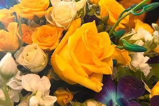 Between Flowers Design - 16