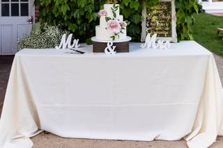 PKs Custom Cakes - 12