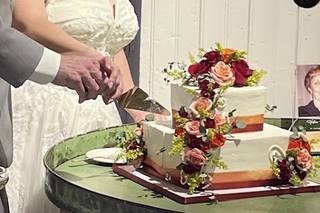 Creative cakes By Donna - 16