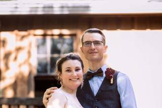 Crooked River Farm Weddings LLC - 12