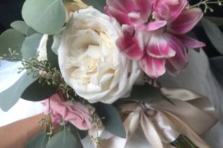Starbright Floral Design - 24