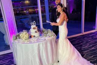 DoubleTree by Hilton Grand Hotel Biscayne Bay - 18