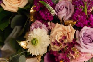 Jacqueline's Florist & Gifts - 14