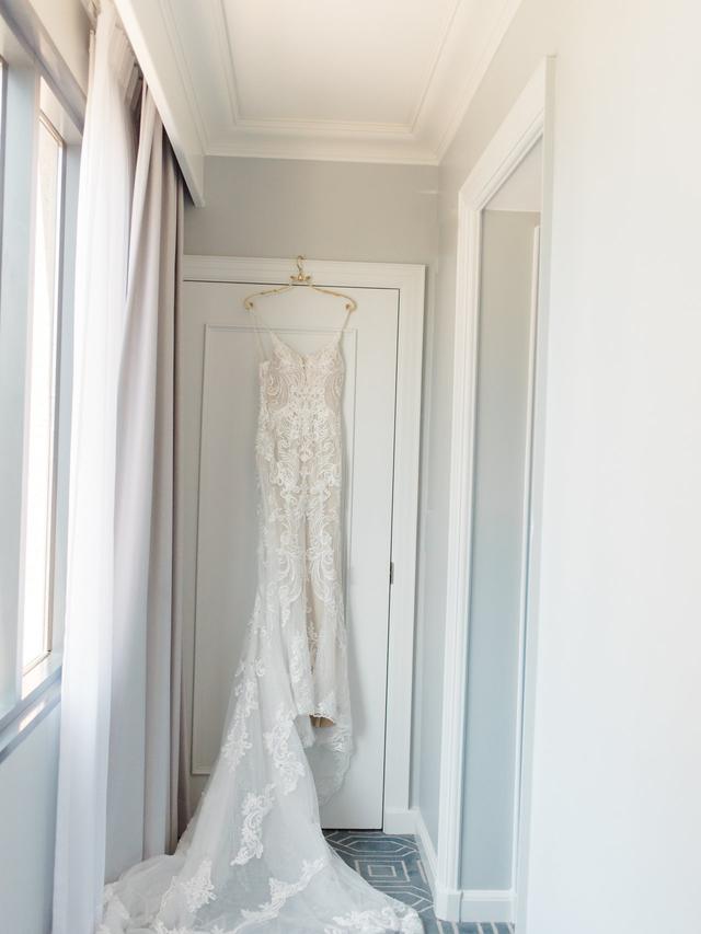 Clara's Wedding Alteration - 3