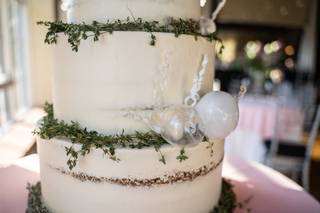 The Frosted Fox Cake Shop - 26