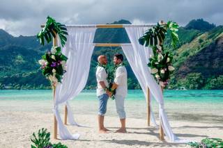 wedOtahiti | Destination Weddings + Unique Ceremonies | French Polynesia - 64