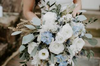 Woodland Floral Design - 220