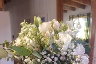 ELM Garden & Floral Design - 10