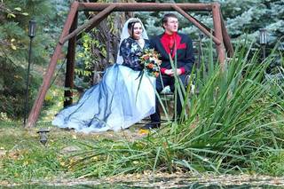 High Sierra Iris & Weddings Gardens - 6