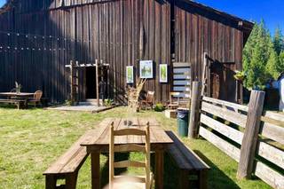 The Hitchin' Barn - 40