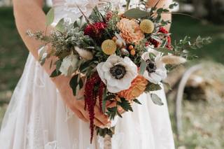 Leah of the valley floral design - 5