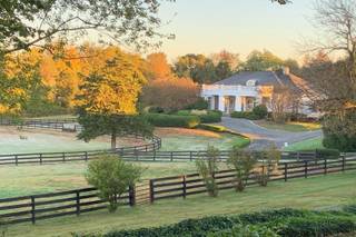 Black Horse Manor - 8