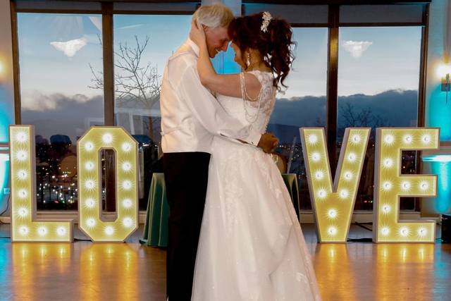Brittany Hill by Wedgewood Weddings 2