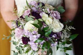Forget Me Not Florist and Flower Preservation - 45