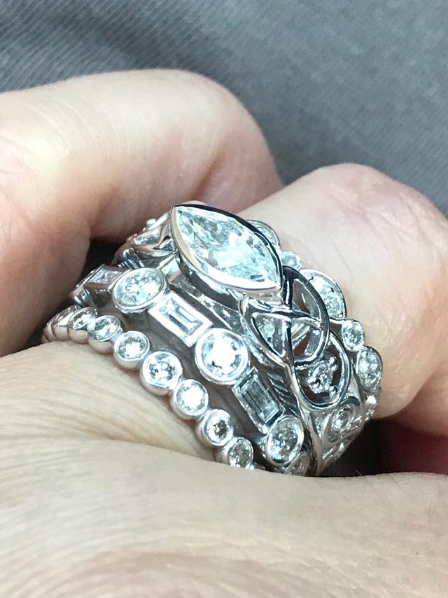 Lisa Robin Jewelry - 1
