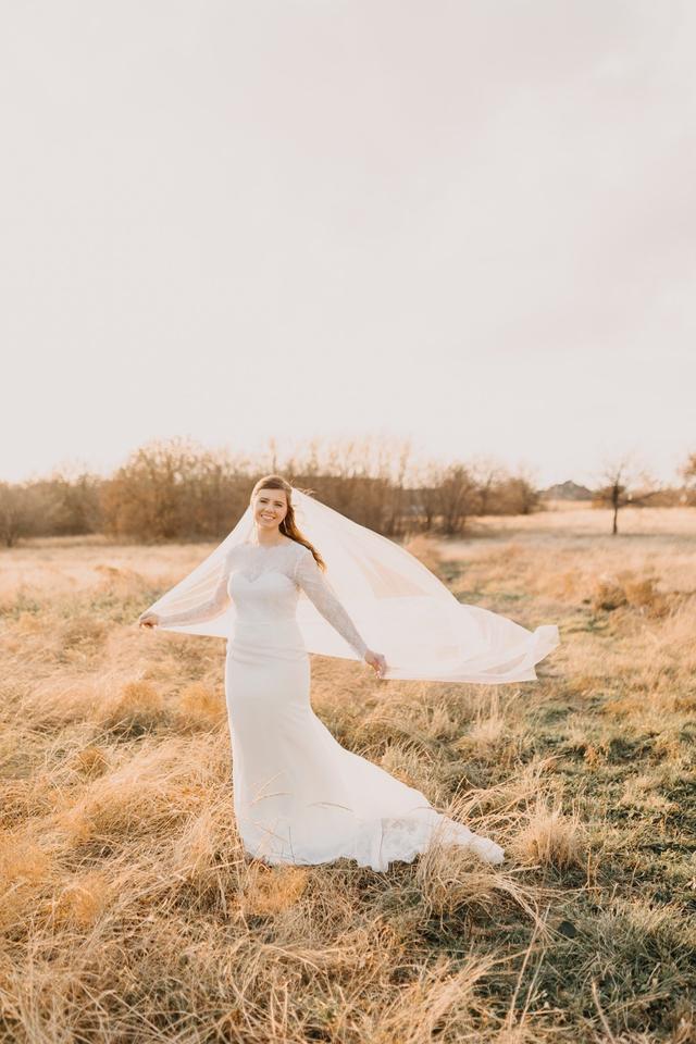 Elizabeth Leese Bridal - 3