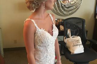Rochelle Noone On location bridal hairstylist - 6