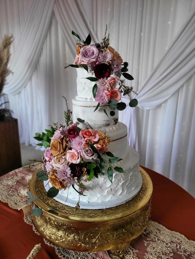 KD Blooms Floral Design - 2