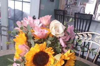 Broadview Florists & Greenhouses - 1