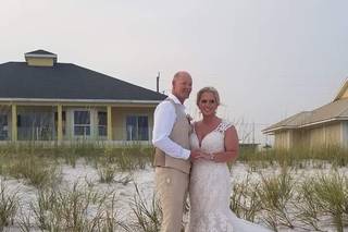 Sea Salt Cottage Beach Home - 43