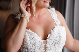 DgPro Makeup And Hair - 15