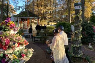 A Little Wedding Garden - 27