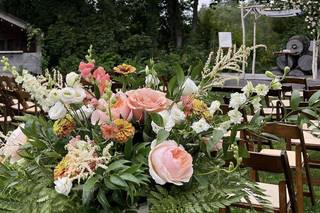 Stalk and Pistil Flower Farm - 6
