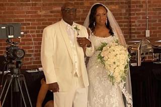 Elegant Touch Creative Events LLC - 78
