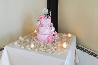 Treatie Beatie Cakes By Evelyn - 15