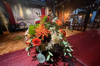 Dream Designs Florist and Wedding Boutique - 19