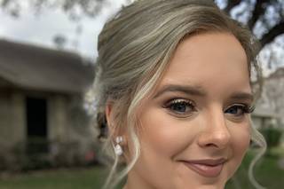 Southern Tease Luxury Hair & Makeup - 78