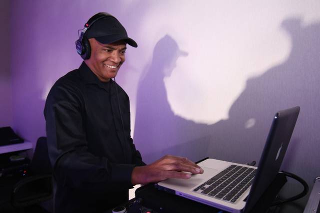 Pure Energy Productions Mobile DJ 5