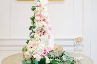 Bloom Custom Cakes - 69