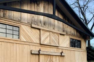 The Barn at Bee Cliff - 16