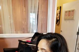 Hair and Make Up Diva - 5
