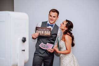 It Takes 2 Photo Booths - 4