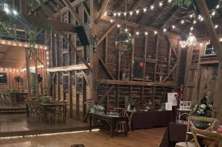 Owls Hoot Barn - 26