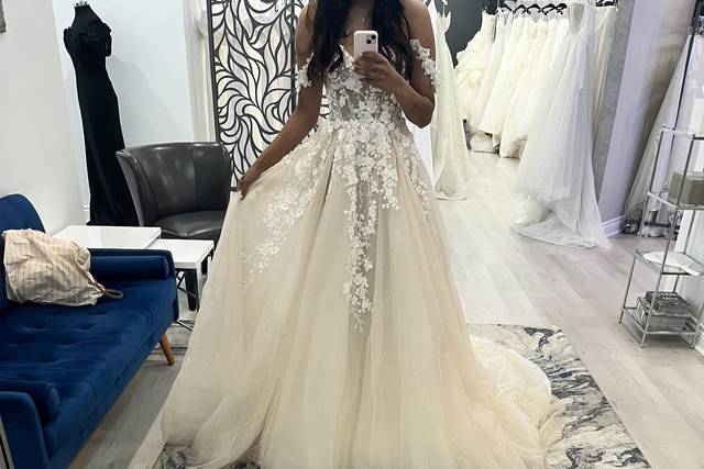 Solobridal - Champagne Lining Overlayed with Ivory Lace Wedding Dress with  Court Train – SoloBridal