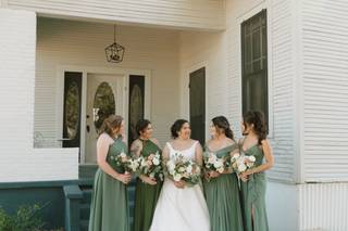 Southern Tease Luxury Hair & Makeup - 35